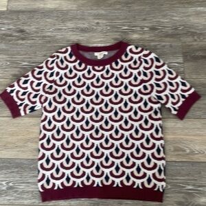 Christian Siriano Stylish Burgundy and Cream Patterned Sweater Top